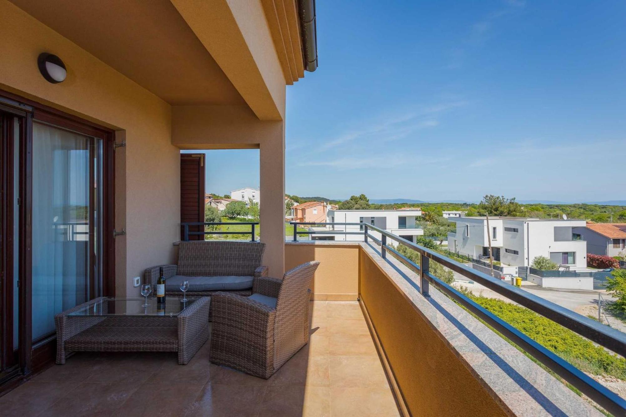 Apartments Cesare With Shared Pool Liznjan Exterior photo